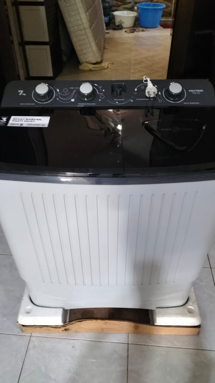 Mesin Cuci Polytron